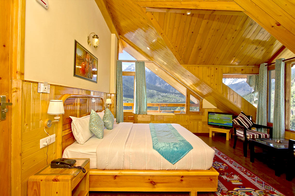 Super Deluxe Cottage with Balcony Room
